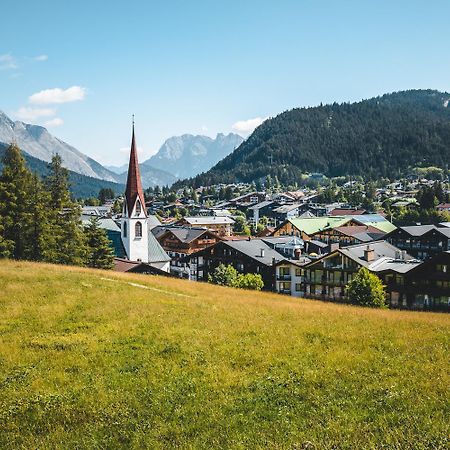 Haus Bergkristall - Apartment Schneider Seefeld in Tirol Bagian luar foto